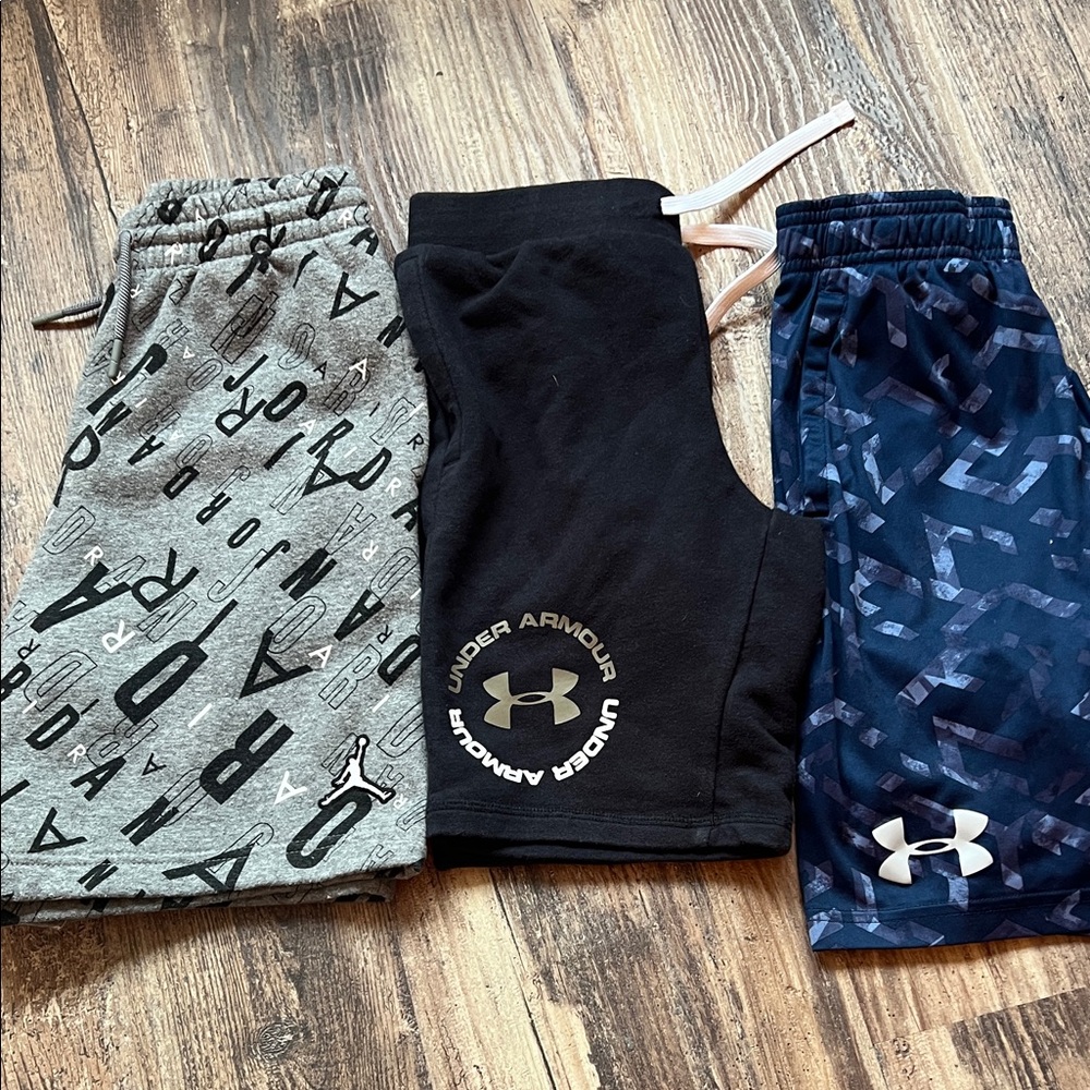 Jordan & Under Armour boys shorts size youth M